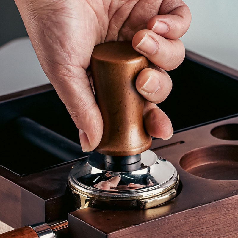 Doseur de café expresso en boi - Espresso Tamper Set avis et prix